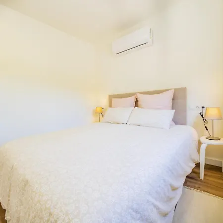 Cubo's Loft El De La Sierra 別荘